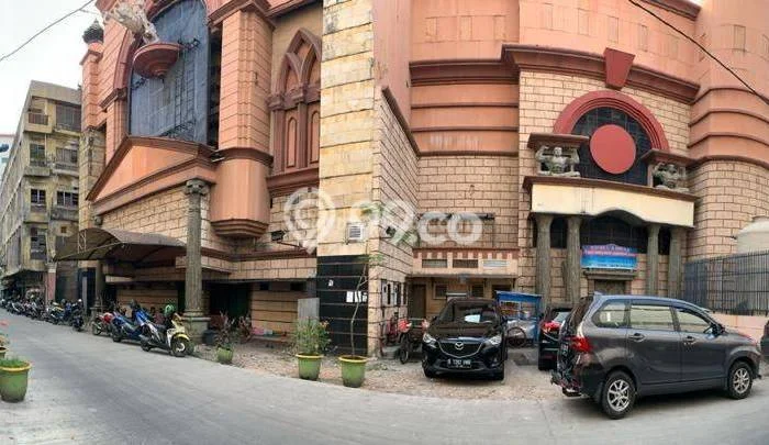 Ruko Dijual di Jakarta Barat LT 1376m2 & LB 8256m2 Lokasi Terbaik! Ruko Dijual di Jakarta Barat LT 1376m2 & LB 8256m2 Lokasi Terbaik!