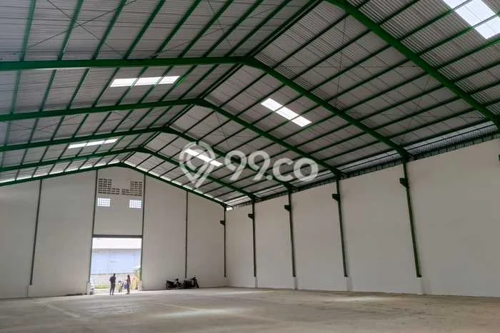Unit Gudang disewakan di Periuk Tangerang dengan LT 2556m2 / LB 1104m2 Unit Gudang disewakan di Periuk Tangerang dengan LT 2556m2 / LB 1104m2