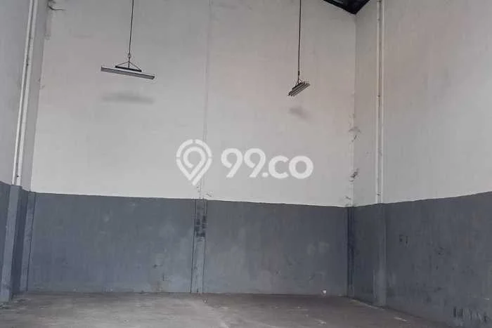 Area Strategis! Disewakan Gudang Lokasi Cakung, Jakarta Timur Cocok untuk Bisnis Area Strategis! Disewakan Gudang Lokasi Cakung, Jakarta Timur Cocok untuk Bisnis