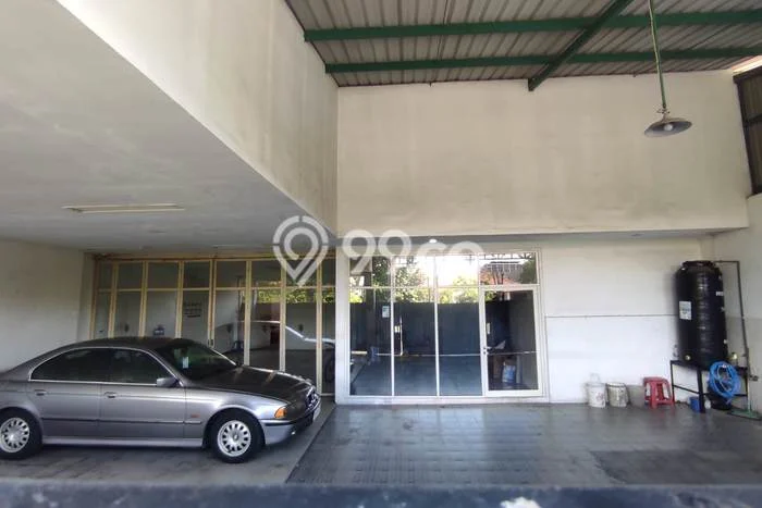 Jual Rumah Luas Elegan Dengan View Cantik di Manyar, Surabaya Jual Rumah Luas Elegan Dengan View Cantik di Manyar, Surabaya