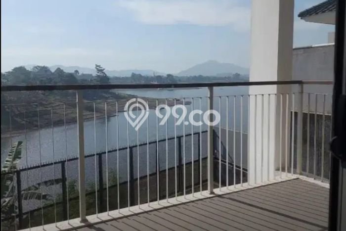 Hunian Mewah LB 350m2 Siap Pakai Desain Elegan di Kota Baru Parahyangan, Bandung Hunian Mewah LB 350m2 Siap Pakai Desain Elegan di Kota Baru Parahyangan, Bandung
