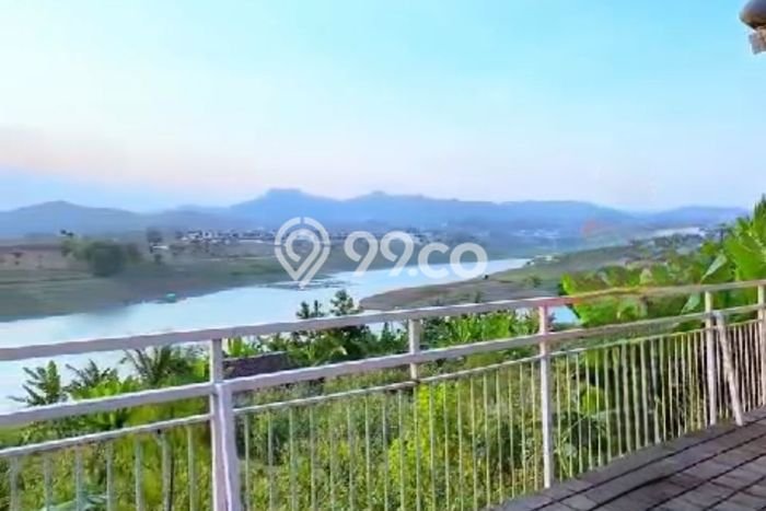 Dijual Rumah Luas Elegan Dengan View Eksklusif di Kota Baru Parahyangan, Bandung Dijual Rumah Luas Elegan Dengan View Eksklusif di Kota Baru Parahyangan, Bandung