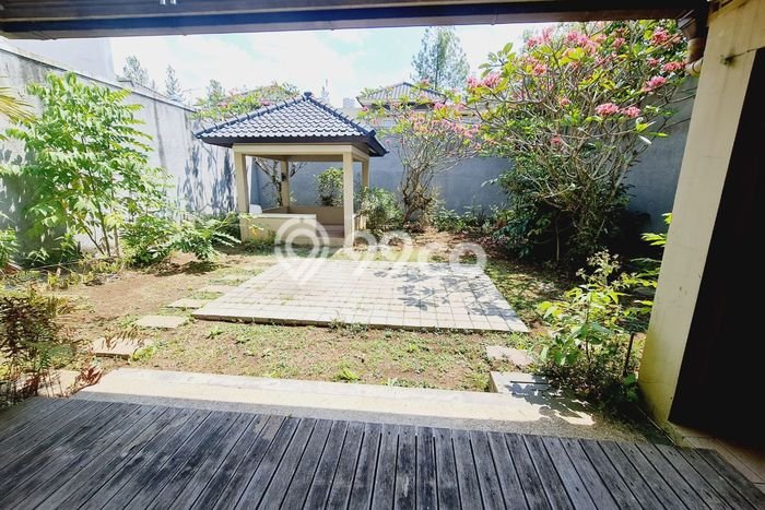 For Sale! Premium House LT 360m2 Desain Elegan di Kota Baru Parahyangan For Sale! Premium House LT 360m2 Desain Elegan di Kota Baru Parahyangan