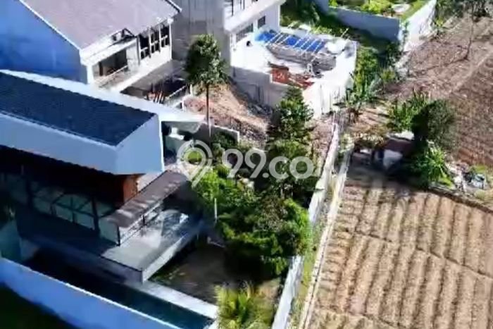 Dijual Rumah Luas Elegan Dengan View Eksklusif di Kota Baru Parahyangan, Bandung Dijual Rumah Luas Elegan Dengan View Eksklusif di Kota Baru Parahyangan, Bandung