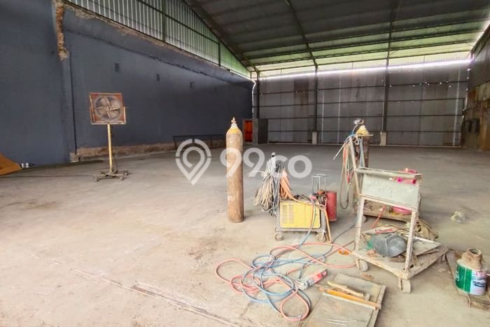 Disewakan Gudang di Pusat Kota Jakarta Barat Ramai Strategis Disewakan Gudang di Pusat Kota Jakarta Barat Ramai Strategis