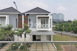 Jual Rumah Mewah Elegan Dengan View Eksklusif di Green Lake City, Jakarta Barat Jual Rumah Mewah Elegan Dengan View Eksklusif di Green Lake City, Jakarta Barat