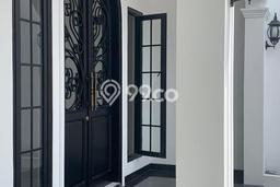 Rumah Elit LB 250m2 Siap Huni Desain Elegan di Joglo, Jakarta Barat Rumah Elit LB 250m2 Siap Huni Desain Elegan di Joglo, Jakarta Barat