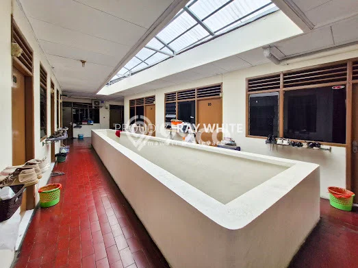 Kost untuk Dijual di Setiabudi Punya 40 Kamar Kost untuk Dijual di Setiabudi Punya 40 Kamar