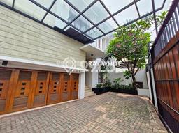 Cipete Rumah Modern Ada Pool Dekat Kemang Cipete Rumah Modern Ada Pool Dekat Kemang