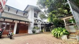 Jual Rumah Mewah Megah Dengan View Eksklusif di Kemang, Jakarta Selatan Jual Rumah Mewah Megah Dengan View Eksklusif di Kemang, Jakarta Selatan