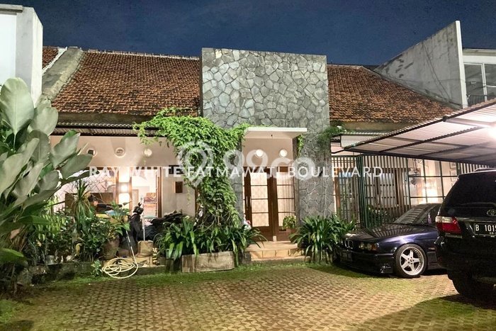 Disewakan segera rumah minimalis strategis 4 Kamar di Kebayoran Baru, Jakarta Selatan Disewakan segera rumah minimalis strategis 4 Kamar di Kebayoran Baru, Jakarta Selatan
