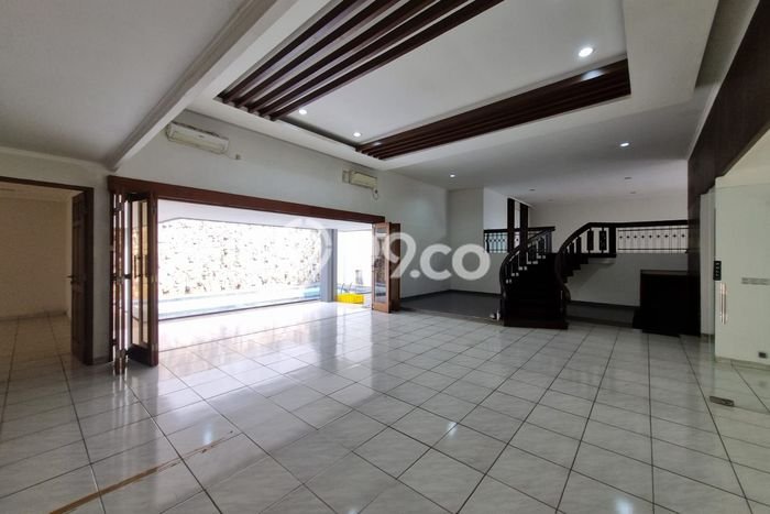 Rumah Murah Disewakan Hanya Rp 350 Juta/ Tahun Nego Rumah Murah Disewakan Hanya Rp 350 Juta/ Tahun Nego