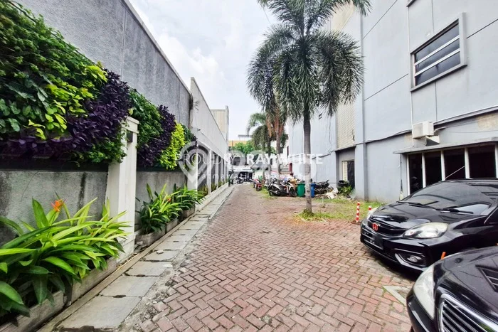 Ruko Disewakan Kawasan Radio Dalam, Luas 275m², Area Bisnis, Jalan Strategis Ruko Disewakan Kawasan Radio Dalam, Luas 275m², Area Bisnis, Jalan Strategis