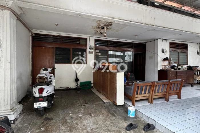Kost Dijual Lokasi Kebayoran Baru, Jakarta Selatan, 15 KT, 7 KM, 300m2 Kost Dijual Lokasi Kebayoran Baru, Jakarta Selatan, 15 KT, 7 KM, 300m2