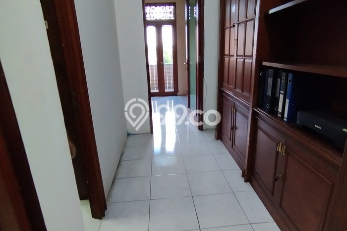 Ruko Dijual di Kebayoran Baru Jakarta Selatan dengan LB 290m2 Ruko Dijual di Kebayoran Baru Jakarta Selatan dengan LB 290m2