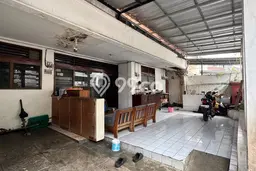 Kost Dijual Lokasi Kebayoran Baru, Jakarta Selatan, 15 KT, 7 KM, 300m2 Kost Dijual Lokasi Kebayoran Baru, Jakarta Selatan, 15 KT, 7 KM, 300m2