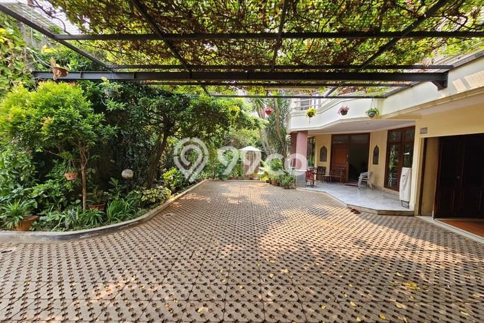 Hunian Bagus Disewakan di Cipete, Jakarta Selatan LT 748m2, LB 500m2 Hunian Bagus Disewakan di Cipete, Jakarta Selatan LT 748m2, LB 500m2