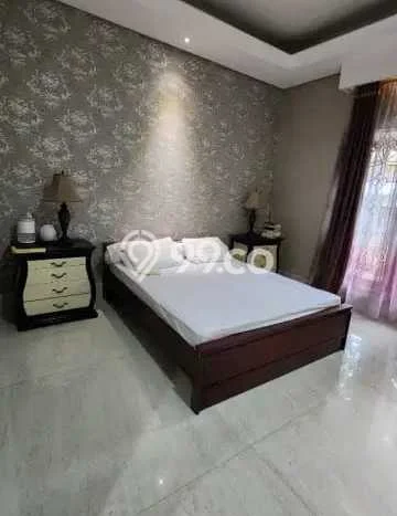 Disewakan! Rumah 4 Kamar Tidur &
3 Kamar Mandi di Tanjung Duren, Jakarta Barat Disewakan! Rumah 4 Kamar Tidur &
3 Kamar Mandi di Tanjung Duren, Jakarta Barat