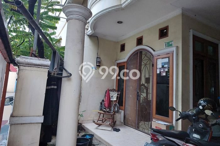 Rumah Modern 3 KT di Semper Jakarta Utara Semi Furnished Rumah Modern 3 KT di Semper Jakarta Utara Semi Furnished
