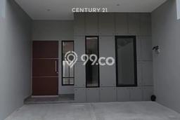 Rumah Luas Asri 4 KT Siap Huni di Meruya Jakarta Barat Rumah Luas Asri 4 KT Siap Huni di Meruya Jakarta Barat