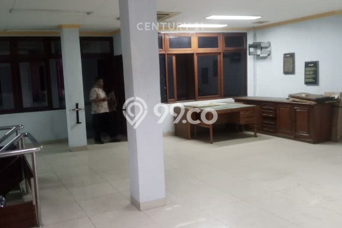 Ruko Dijual di Jakarta Barat LT 135m2 & LB 503m2 Lokasi Terbaik! Ruko Dijual di Jakarta Barat LT 135m2 & LB 503m2 Lokasi Terbaik!