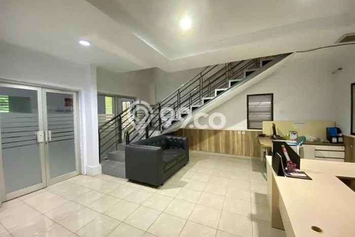 Gudang Lokasi Strategis di BSD, Luas 600m², For Rent Gudang Lokasi Strategis di BSD, Luas 600m², For Rent