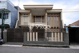Dijual Rumah Mewah Megah Dengan View Cantik di Pungkur, Bandung Dijual Rumah Mewah Megah Dengan View Cantik di Pungkur, Bandung
