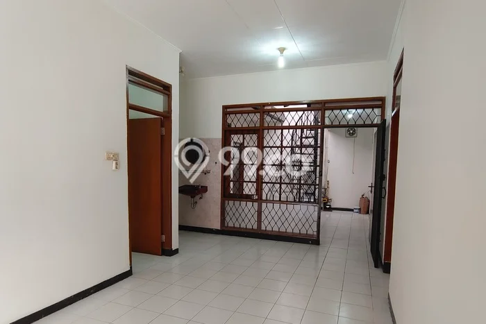 Rumah sewa siap pakai 3 Kamar Tidur di Taman Kopo Indah, Bandung Rumah sewa siap pakai 3 Kamar Tidur di Taman Kopo Indah, Bandung