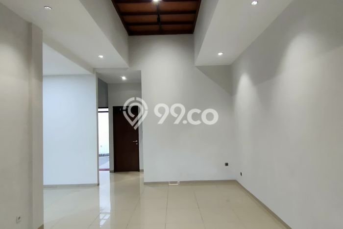 Dijual Hunian Rumah Nyaman 4 Kamar di Taman Holis Indah, Bandung Dijual Hunian Rumah Nyaman 4 Kamar di Taman Holis Indah, Bandung