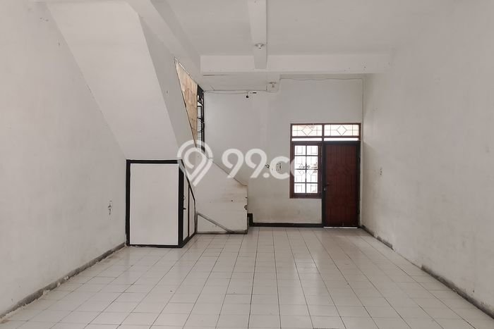 Ruko Dijual di Bandung LT 125m2 & LB 100m2 Lokasi Terbaik! Ruko Dijual di Bandung LT 125m2 & LB 100m2 Lokasi Terbaik!