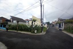Lahan Strategis di Cimahi Utara Dijual dengan Luas 200m2 Lahan Strategis di Cimahi Utara Dijual dengan Luas 200m2
