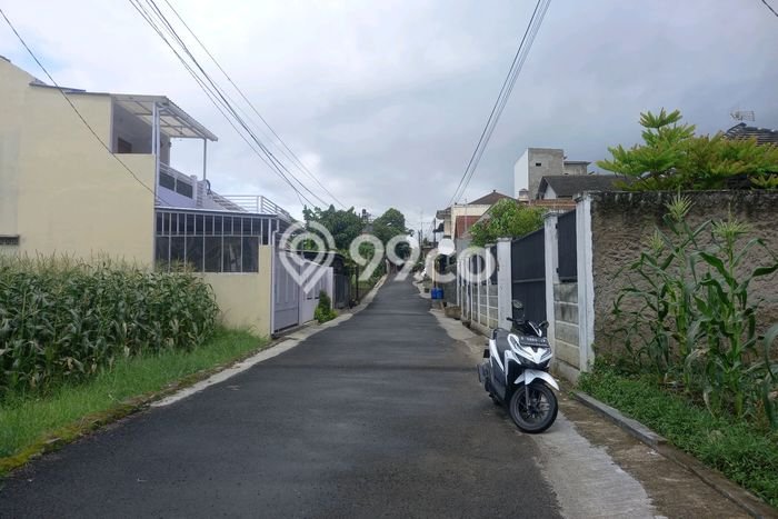 Lahan Strategis di Cimahi Utara Dijual dengan Luas 200m2 Lahan Strategis di Cimahi Utara Dijual dengan Luas 200m2