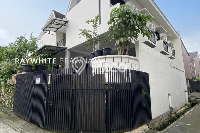 Kost Dijual di Bangka dengan 11 KT dan Luas 200m2 Kost Dijual di Bangka dengan 11 KT dan Luas 200m2