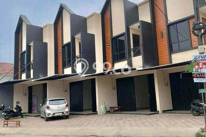 Ruko Dijual di Tangerang LT 91m2 & LB 120m2 Lokasi Terbaik! Ruko Dijual di Tangerang LT 91m2 & LB 120m2 Lokasi Terbaik!