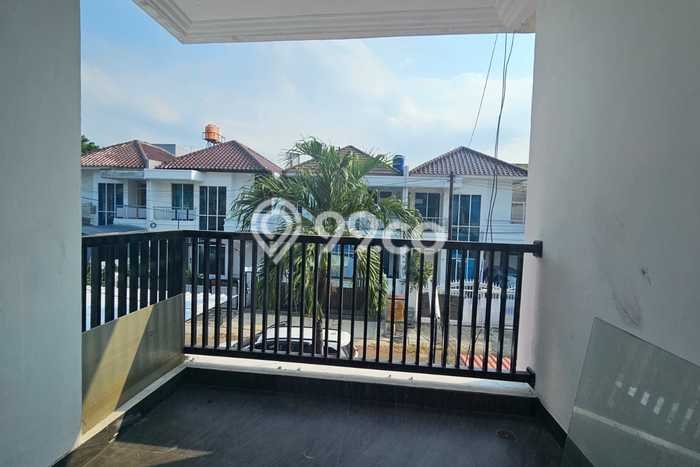 Rumah Cantik Siap Huni Di Cakung Luas 113m2 Lokasi Strategis Rumah Cantik Siap Huni Di Cakung Luas 113m2 Lokasi Strategis