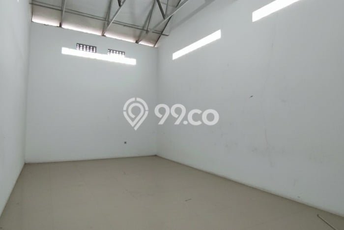 Ruko disewakan lokasi strategis Tambora Jakarta Barat 213m2 Ruko disewakan lokasi strategis Tambora Jakarta Barat 213m2