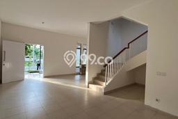 Lokasi strategis! Rumah siap pakai disewakan di Cakung LB 112m2 Lokasi strategis! Rumah siap pakai disewakan di Cakung LB 112m2