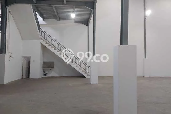 Gudang untuk disewa di Cengkareng punya LT 450m2 & LB 450m2 harga sewa kompetitif Gudang untuk disewa di Cengkareng punya LT 450m2 & LB 450m2 harga sewa kompetitif