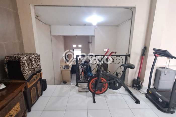 Rumah Minimalis 2 KT di Harapan Indah Bekasi Semi Furnished Rumah Minimalis 2 KT di Harapan Indah Bekasi Semi Furnished