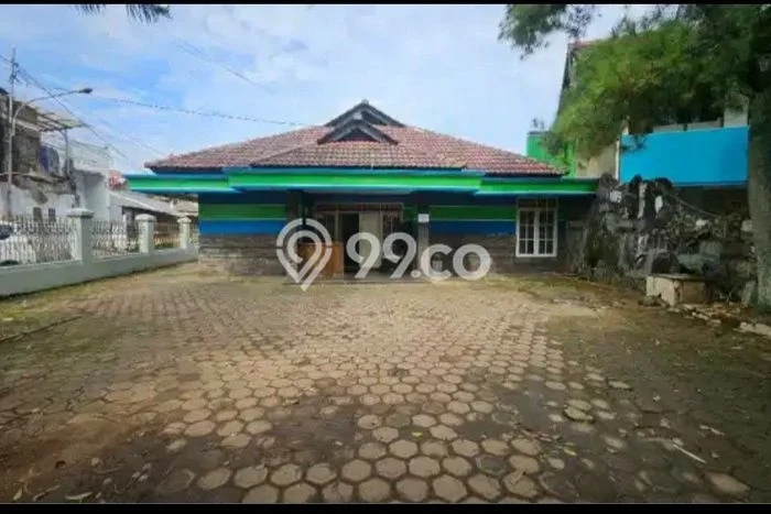 LOKASI BISNIS! Ruko Disewakan Kawasan Ujungberung, Luas 300m², Jalan Utama, Ready Operasional LOKASI BISNIS! Ruko Disewakan Kawasan Ujungberung, Luas 300m², Jalan Utama, Ready Operasional