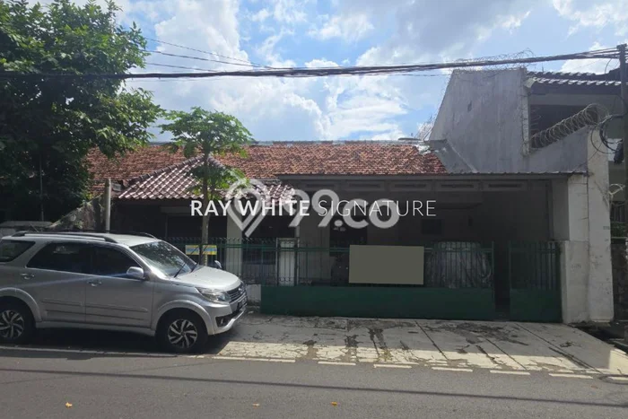 For Sale! Premium House LT 266m2 Desain Modern di Bendungan Hilir For Sale! Premium House LT 266m2 Desain Modern di Bendungan Hilir