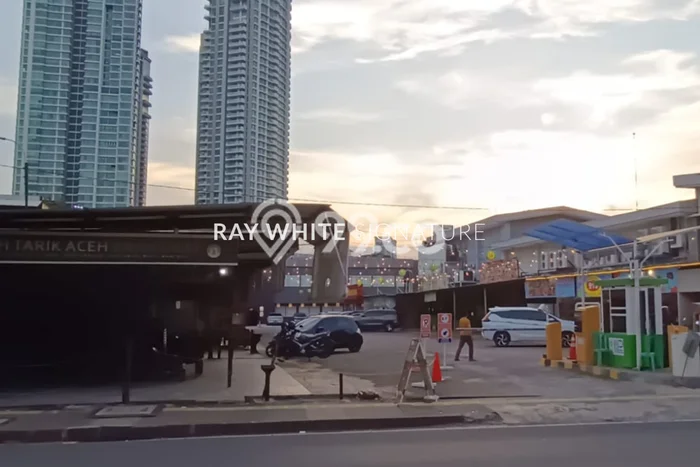 Kavling Tanah untuk Dijual di Kemang, Jakarta Selatan, Luas 3145m2 Kavling Tanah untuk Dijual di Kemang, Jakarta Selatan, Luas 3145m2