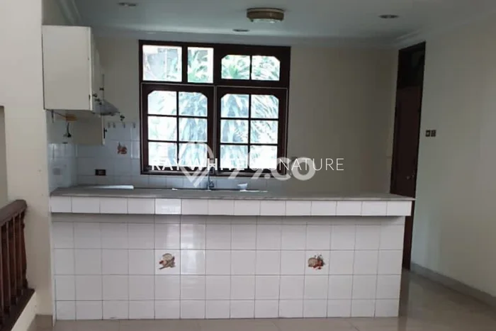 Rumah Elit Modern Siap Huni di Pondok Indah Jakarta Selatan Rumah Elit Modern Siap Huni di Pondok Indah Jakarta Selatan