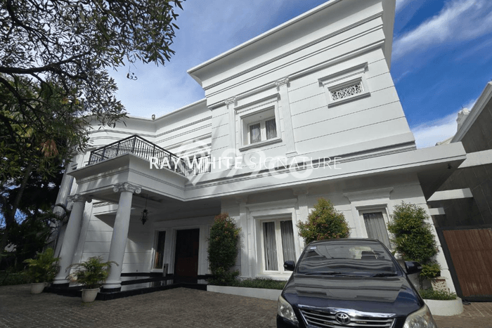 Jual Rumah Luas Megah Dengan View Eksklusif di Kuningan, Jakarta Selatan Jual Rumah Luas Megah Dengan View Eksklusif di Kuningan, Jakarta Selatan