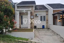 For Sale Rumah 2 Kamar Lokasi Ideal Bagus dan Strategis di Banyumanik For Sale Rumah 2 Kamar Lokasi Ideal Bagus dan Strategis di Banyumanik