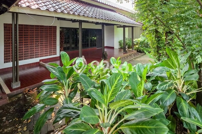 For Sale Rumah Elit Exclusive di Kebayoran Baru, Jakarta Selatan For Sale Rumah Elit Exclusive di Kebayoran Baru, Jakarta Selatan