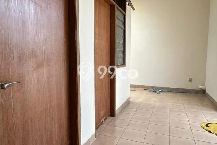 Sewa Rumah Strategis LT 1200m2 / LB 650m2 di Kemang, Jakarta Selatan Sewa Rumah Strategis LT 1200m2 / LB 650m2 di Kemang, Jakarta Selatan