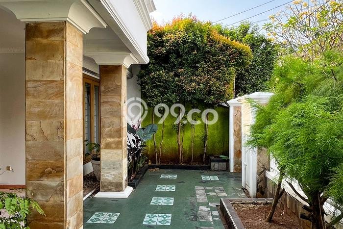 Hunian Elit LB 300m2 Siap Pakai Desain Elegan di Kalibata, Jakarta Selatan Hunian Elit LB 300m2 Siap Pakai Desain Elegan di Kalibata, Jakarta Selatan
