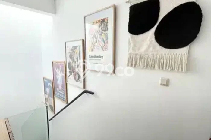 Rumah Luxury Modern Tanpa Renovasi di Veteran Jakarta Selatan Rumah Luxury Modern Tanpa Renovasi di Veteran Jakarta Selatan