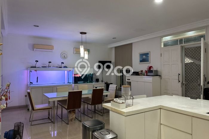 Ready to Use! Luxury House LT 148m2 Desain Modern di Pluit Ready to Use! Luxury House LT 148m2 Desain Modern di Pluit